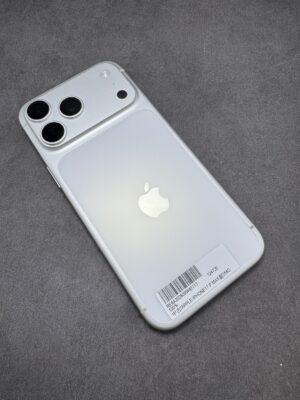 IPHONE 17PROMAX 256G 銀 電池100% 保固2027/01/08 (4720) 無盒