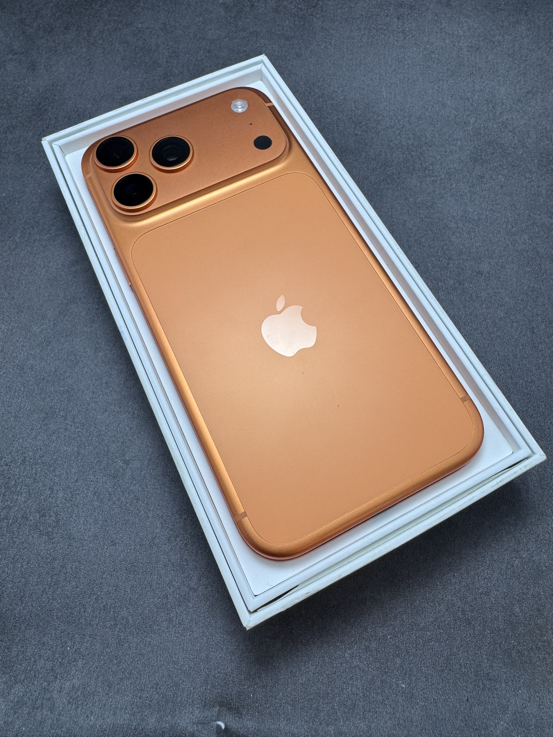 IPHONE 17PROMAX 256G 橘 電池100% 保固2026/12/14 (5856) 有盒