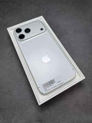 IPHONE 17PROMAX 256G 銀 電池100% 保固2027/1/1 (419283) 有盒